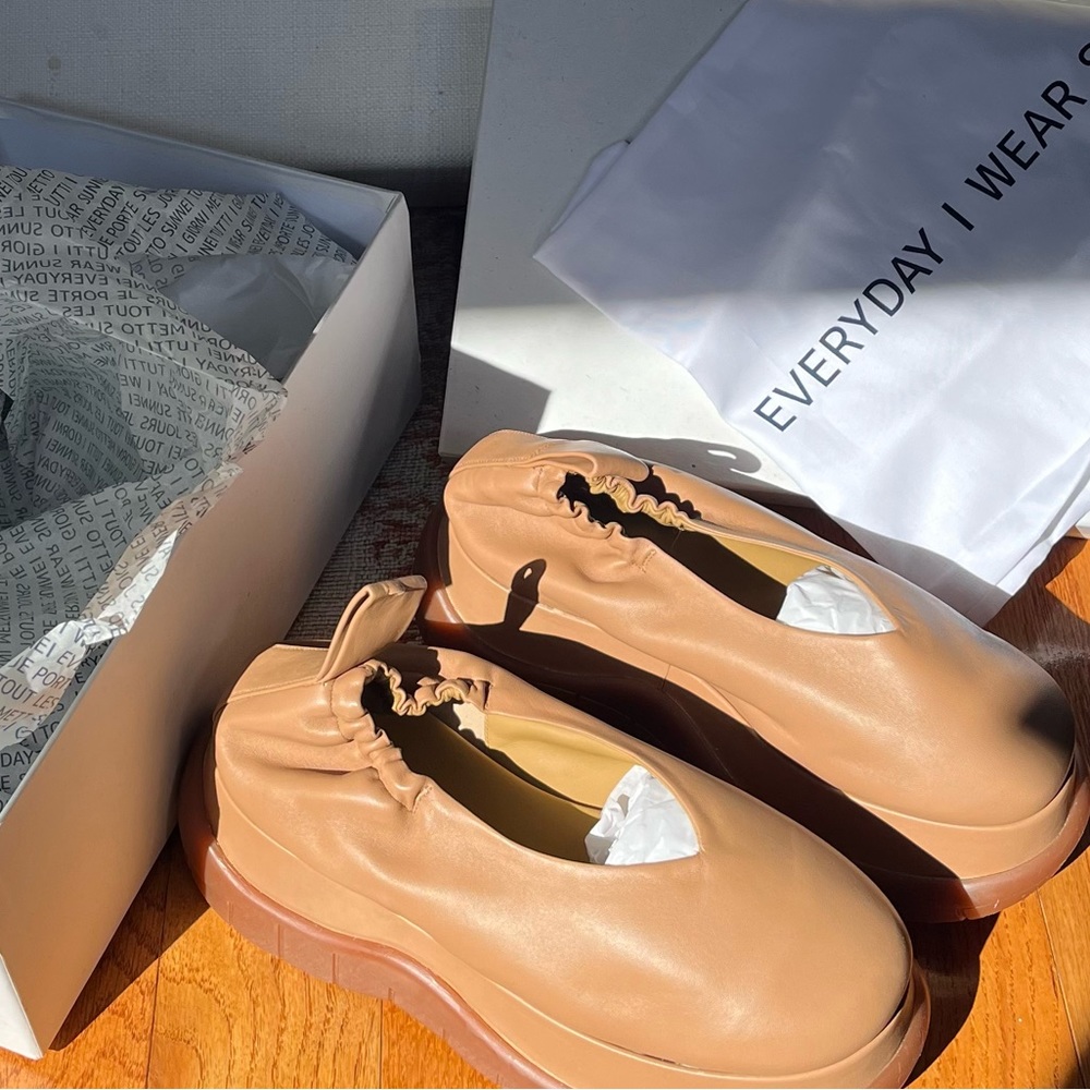 NEVER WORN leather platform Sunnei ballerina sneakers / ballet flats